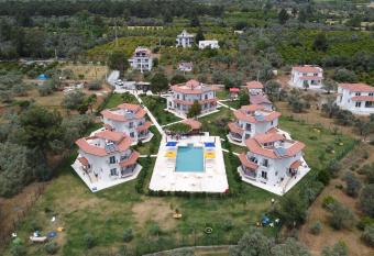 Ayakl   G  l Evleri has Balcony rooms