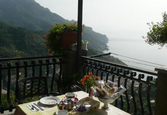 Il Rifugio del Poeta has Balcony rooms