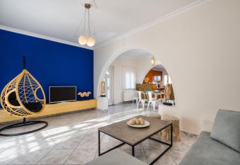 Centro Apartment Down Town allows 18 year olds to book a room