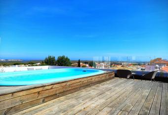 Apartamento Rooftop Montenegro has Balcony rooms