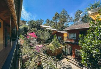 BAZAN HOME - Hotel & Bungalow has Balcony rooms