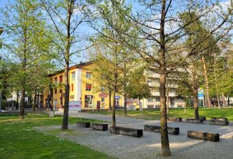 GuestHouse University by LR - self check in allows 18 year olds to book a room