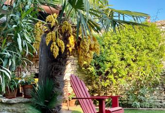 Le Jardin de Fileraise Pour un couple has Balcony rooms