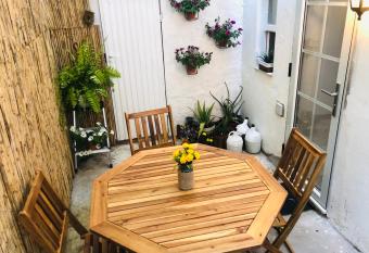 Casa Casco Antiguo A Guarda has Balcony rooms