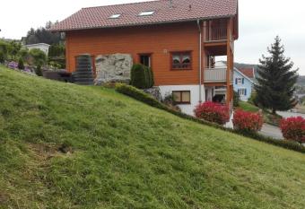 Studio Seeblick allows 18 year olds to book a room