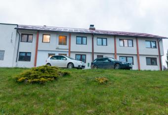 Viktorijini konaci has Balcony rooms