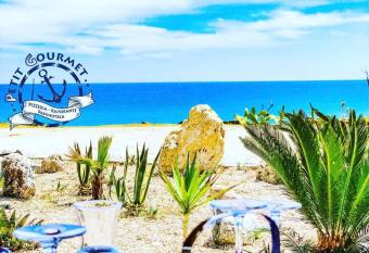 Petit gourmet has Balcony rooms