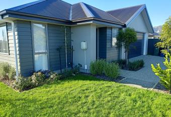 Richmond, Nelson 3brm New Home has Balcony rooms