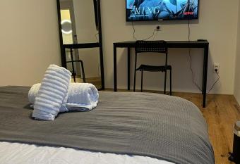 New Delft Garden View Prins Room delta allows 18 year olds to book a room