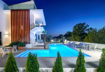 Hotel ASTERA has Balcony rooms