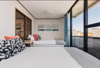 LIBERTY PALACE Nipponbashi Station2 has Balcony rooms