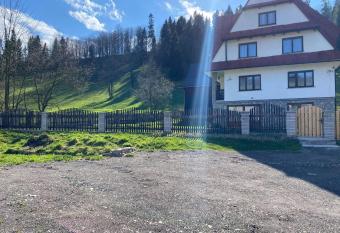 Apartamenty u Basi has Balcony rooms