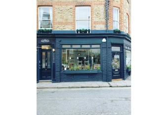 Driftwood Apartments Broadstairs allows 18 year olds to book a room