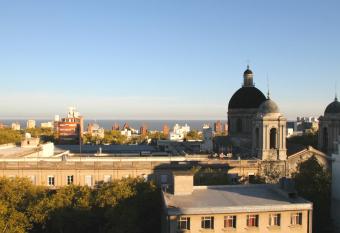 Rentline Apartamentos - Skyline has Balcony rooms