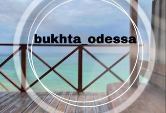 Bukhta has Balcony rooms