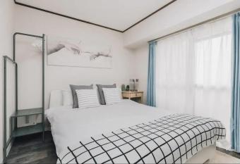 LIBERTY PALACE Nipponbashi Station3 has Balcony rooms