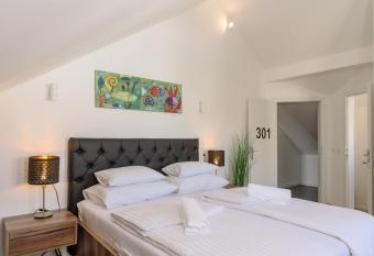 Hotel Vila White has Balcony rooms