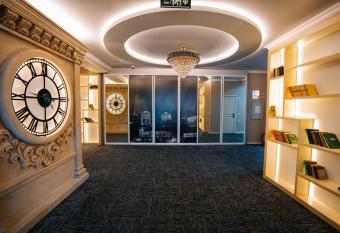 The Clocktower Hotel has Balcony rooms