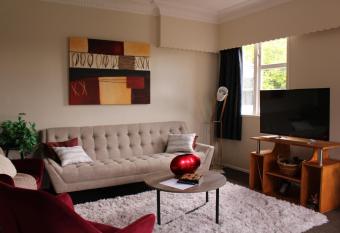 FOREST LAKE Point allows 18 year olds to book a room