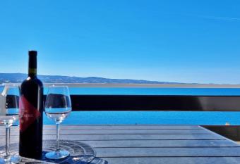 Apartments Slavica has Balcony rooms