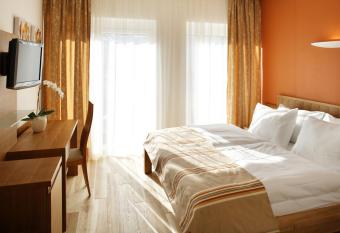 Lava Inn - 24 - Hours Self-Check-In has Balcony rooms