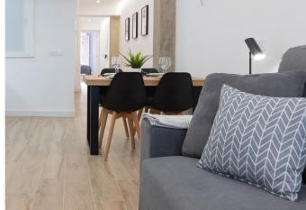 Apartamento Logro  o Ayuntamiento has Balcony rooms