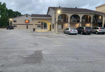 Blue Star inn has Smoking rooms