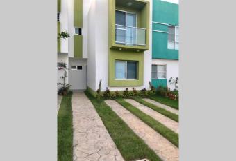 Puerto Morelos - House to enjoy Riviera Maya has Balcony rooms