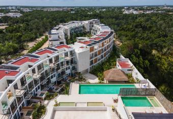 The Waves Tulum has Balcony rooms