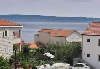 Apartmani Luce has Balcony rooms