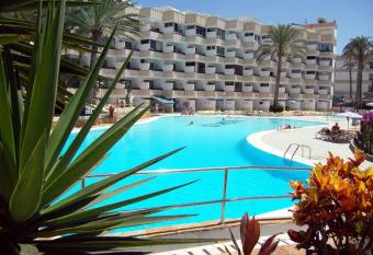 Sweet Estudio Playa Del Ingles II has Balcony rooms