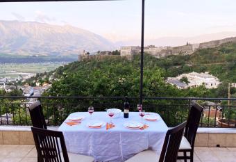 Inn Cloud Gjirokaster has Balcony rooms