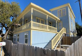 Bayshore has Balcony rooms