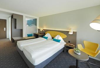 Hotel Holiday Thun allows 18 year olds to book a room