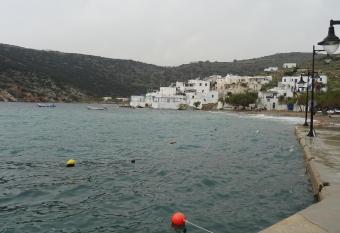 GIANNAS APARTMENTS Faros Sifnos has Balcony rooms