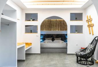 Vlychada s Diamond Apartments has Balcony rooms