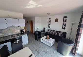 Ferienwohnungen Saida Wohnung 5 has Balcony rooms