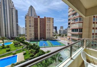 Apartamento Completo Torresol I allows 18 year olds to book a room