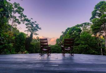 Luna Lodge has Balcony rooms