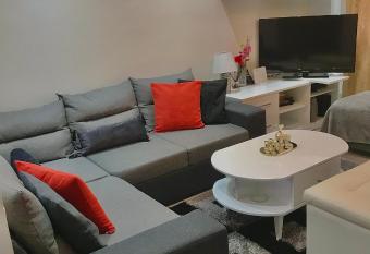 Nikos Apartament has Balcony rooms