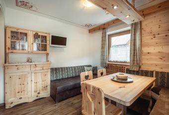 Residence Corn Standard Nr 11 has Balcony rooms