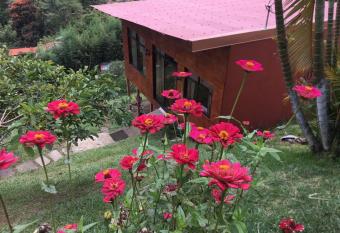 Navarro mountain has Balcony rooms