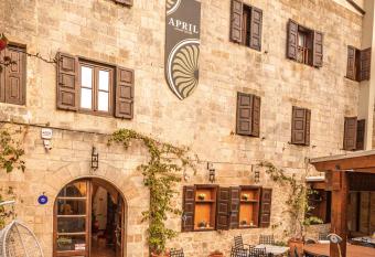 APRIL Luxury Suites allows 18 year olds to book a room