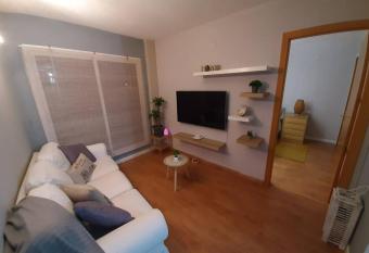 Apartamento moderno Timanfaya allows 18 year olds to book a room