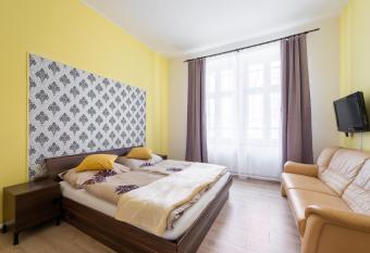 Spacious Apartment D      n has Balcony rooms