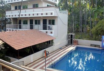 Patel Cottage Beach road Alibag has Balcony rooms