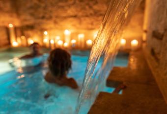 Lanime - Bed in Spa allows 18 year olds to book a room