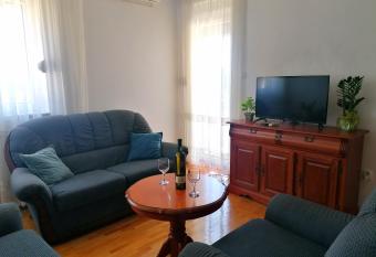 Apartman Park has Balcony rooms