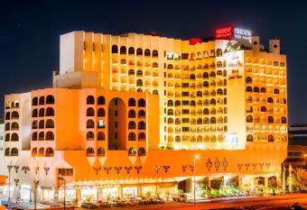 Jeddah Grand Hotel allows 18 year olds to book a room