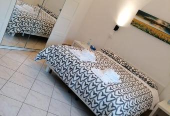 Guest House Tricolore has Balcony rooms